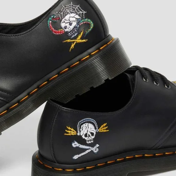 Dr. Martens | Shoes | Dr Martens 461 Souvenir Embroidered Leather